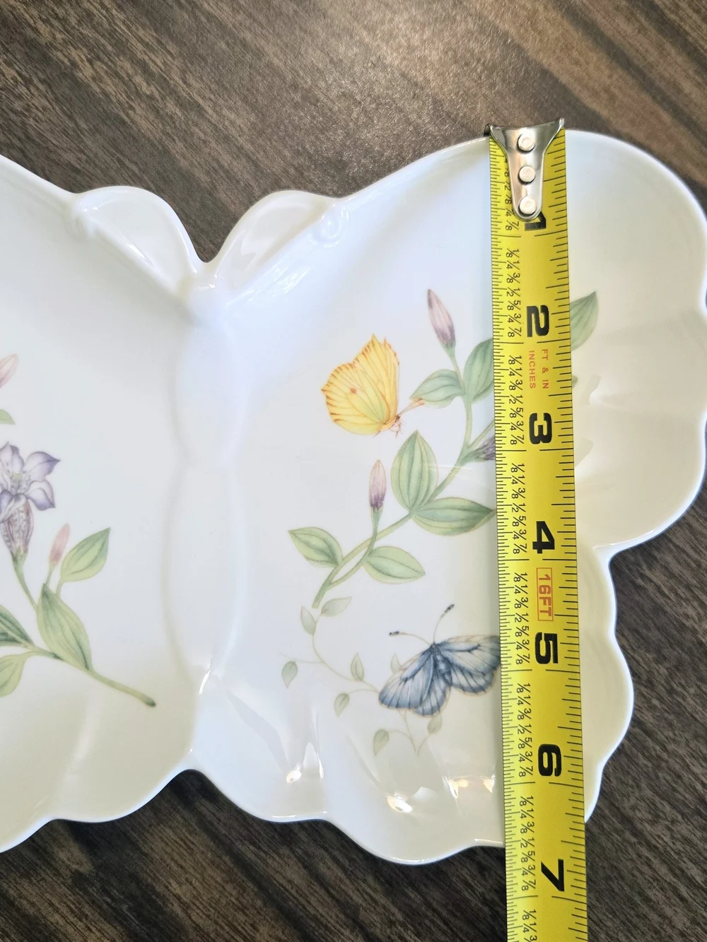 Lenox Butterfly Meadow Serving Dish Bath Dresser Vanity Flowers